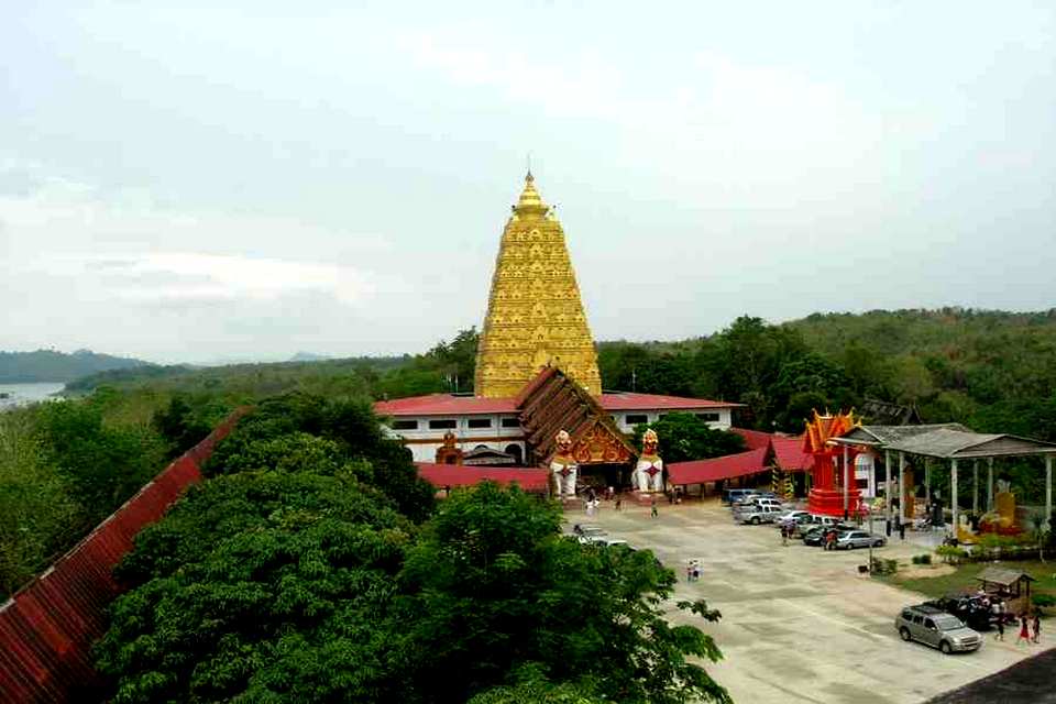 Chedi Bouddhakaya - Wat Wiwekaram