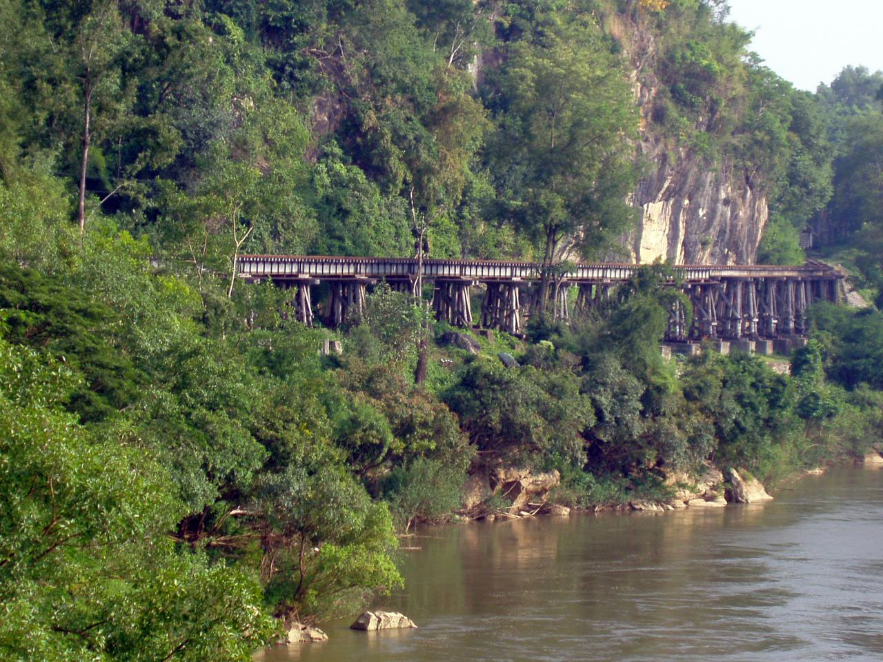 Ligne de chemin de fer Thaïlande - Birmanie - Tham Krasae